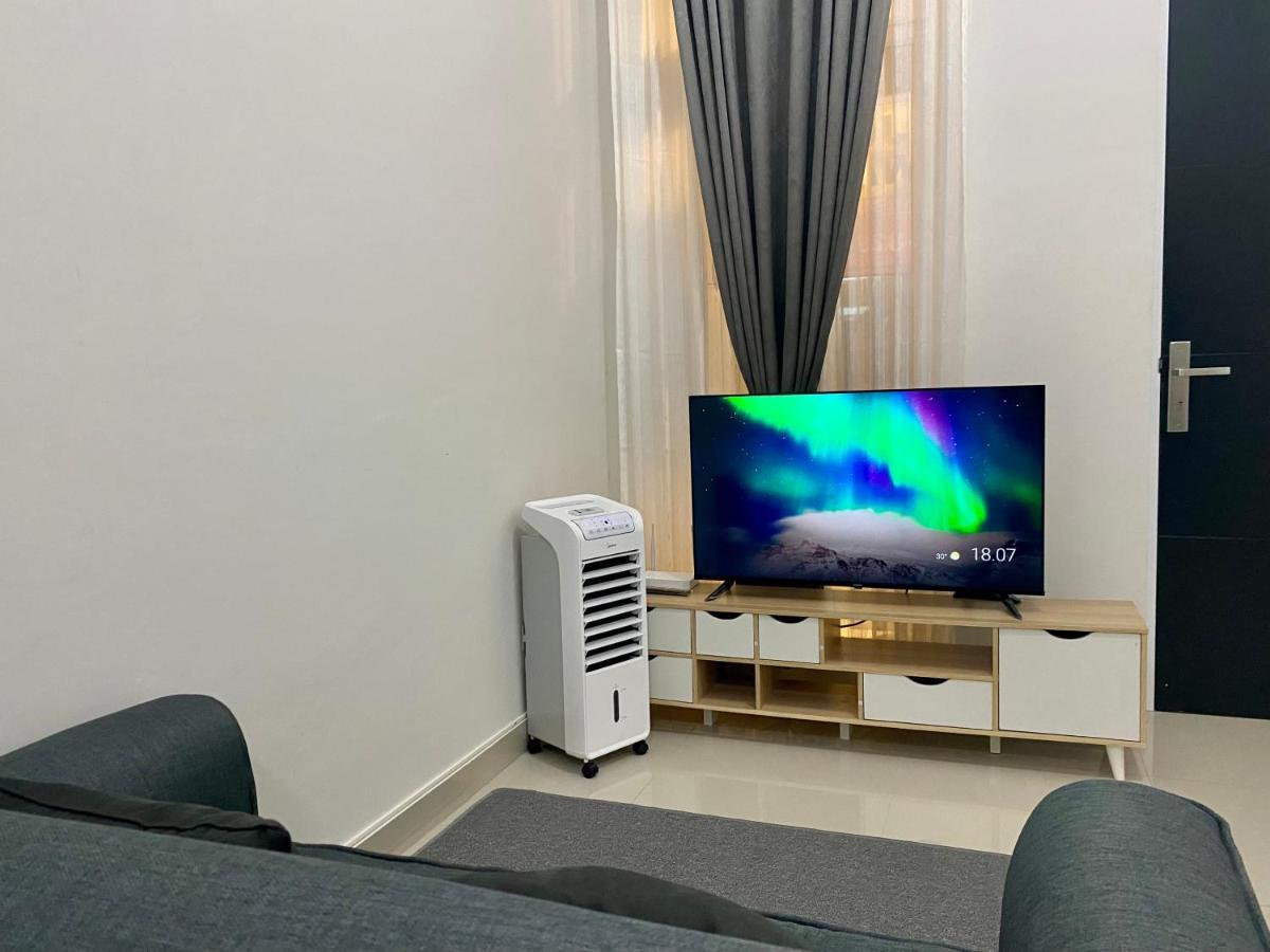 Villa Ku Villa Mu Semarang Ngoại thất bức ảnh