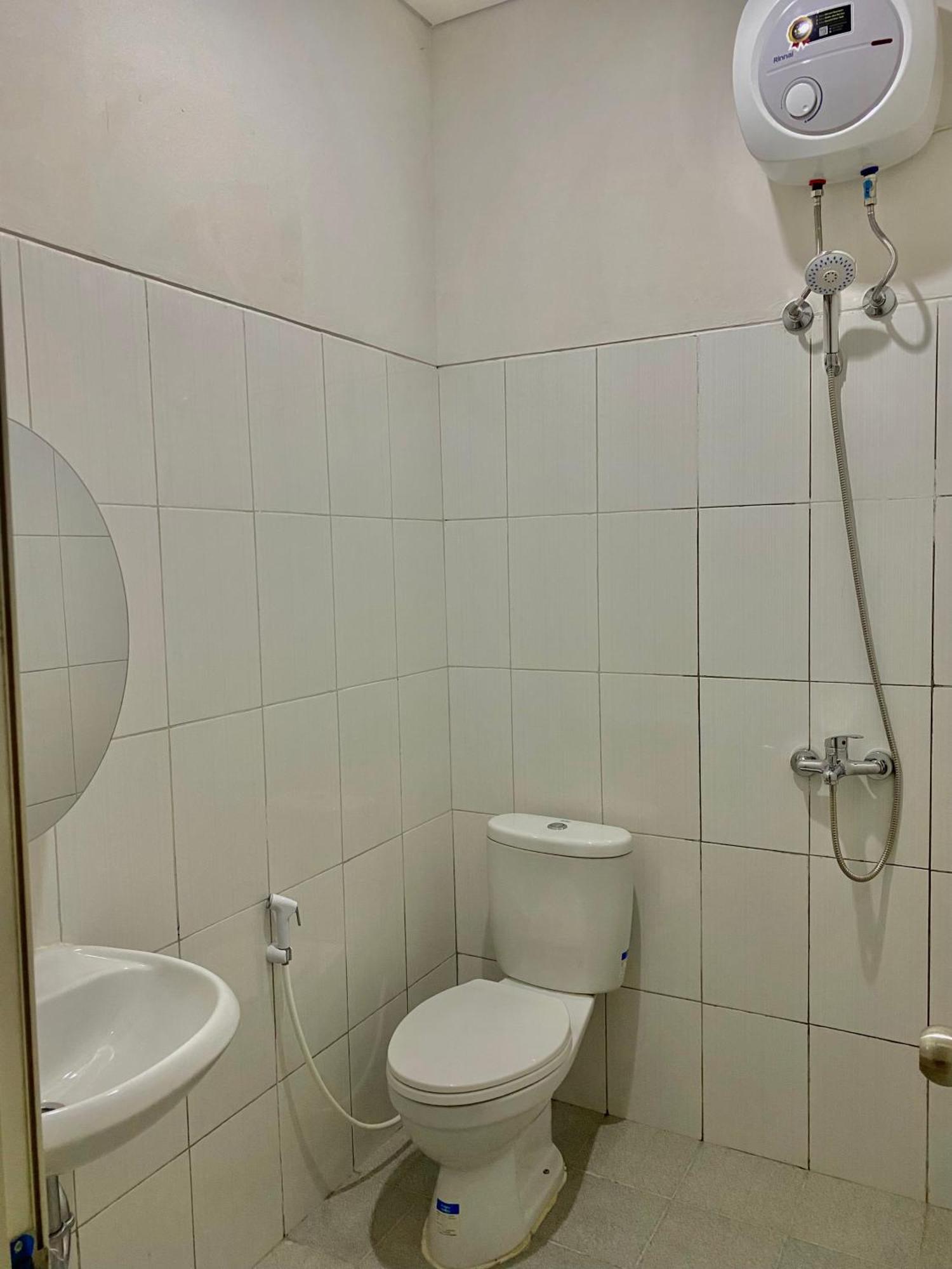 Villa Ku Villa Mu Semarang Ngoại thất bức ảnh